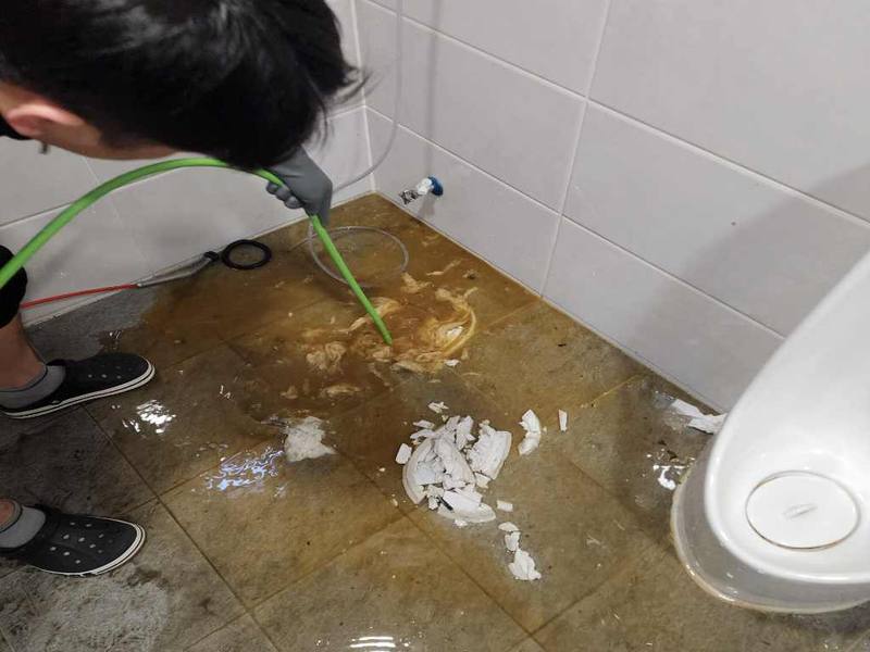 강남구 아파트 하수구 역류, 우리 집 문제일까